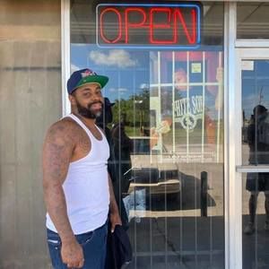 Meet your Posher, Robert